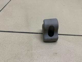 Запчасть крючок солнцезащитного козырька SSANGYONG ACTYON 2 поколение 2014