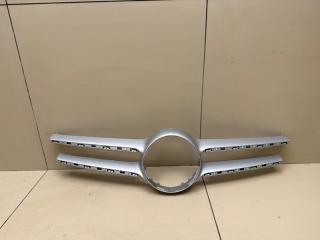 Накладка на решетку радиатора Mercedes-Benz E-Class 4 поколение 2014 Б/У Накладка на решетку радиатора Mercedes-Benz E-Class 4 поколение 2014