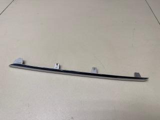 Накладка на решетку радиатора Mercedes-Benz E-Class 4 поколение 2014 Б/У Накладка на решетку радиатора Mercedes-Benz E-Class 4 поколение 2014