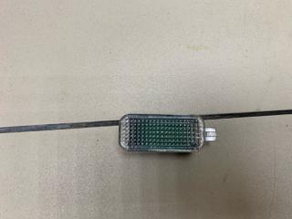 Запчасть плафон салонный AUDI Q7 2016