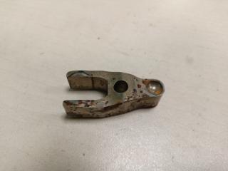 Запчасть кронштейн форсунки Mercedes-Benz E-Class 2018