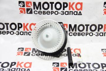 Запчасть моторчик отопителя салона Suzuki Grand Vitara