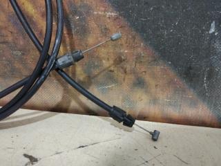 Трос капота Escalade 2002 LQ9