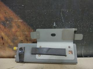 Усилитель антенны Escalade 2002 LQ9