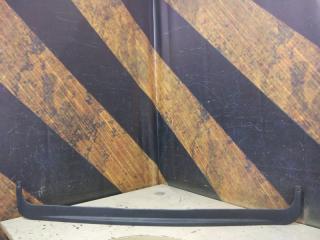 Запчасть пластик багажника Lincoln Navigator 2002