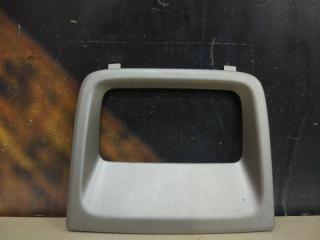 Запчасть декоративная накладка Lincoln Navigator 2003