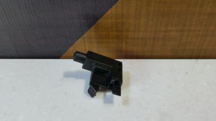 Запчасть концевик ручного тормоза Volkswagen Touareg 2005