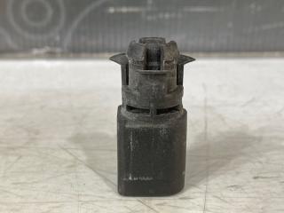 Фото запчасти датчик температуры Volkswagen Touareg 2005 контрактная запчасть Запчасть датчик температуры Volkswagen Touareg 2005