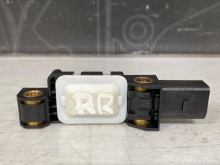 Запчасть датчик airbag Volkswagen Touareg 2005