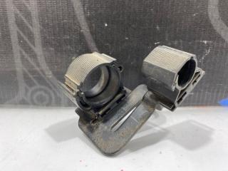 Запчасть кронштейн Porsche Cayenne 2003