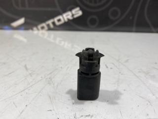 Фото запчасти датчик температуры Volkswagen Touareg 2006 контрактная запчасть Запчасть датчик температуры Volkswagen Touareg 2006