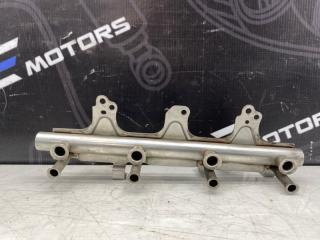 Фото запчасти топливная рампа Volkswagen Tiguan 2009 контрактная запчасть Запчасть топливная рампа Volkswagen Tiguan 2009