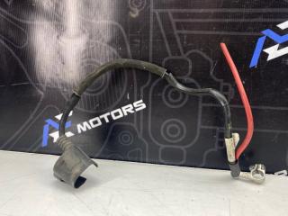 Фото запчасти клемма с проводом Volkswagen Tiguan 2009 контрактная запчасть Запчасть клемма с проводом Volkswagen Tiguan 2009