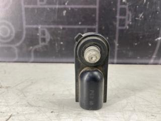 Запчасть заглушка клеммы аккумулятора Chevrolet TrailBlazer 2007