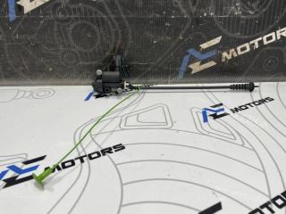 Запчасть замок лючка бензобака BMW 5-Series 2010