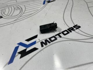 Фото запчасти датчик температуры Volkswagen Touareg 2005 контрактная запчасть Запчасть датчик температуры Volkswagen Touareg 2005