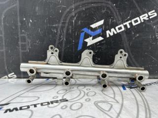 Фото запчасти топливная рампа AUDI A4 2012 контрактная запчасть Запчасть топливная рампа AUDI A4 2012