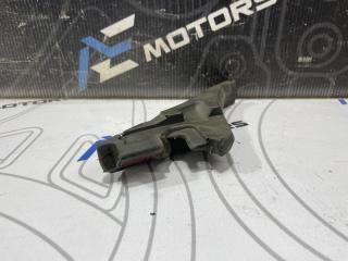 Уплотнитель крыла A4 Allroad 2012 B8 CDNC