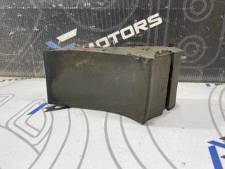 Уплотнитель крыла Passat 2009 B6 BZB