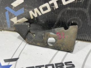 Уплотнитель планки обтекателя BMW 5-Series E60 N62B48B