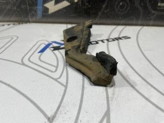 Уплотнитель планки обтекателя 5-Series 2006 E60 N62B48B