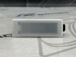 Фото запчасти плафон салона BMW X5 2010 контрактная запчасть Запчасть плафон салона BMW X5 2010