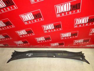 Решетка под лобовое стекло передняя TOYOTA AVENSIS 2003-2006