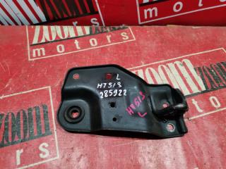 Кронштейн стабилизатора передний левый SUZUKI SWIFT 2000-2004 контрактная Кронштейн стабилизатора передний левый SUZUKI SWIFT 2000-2004