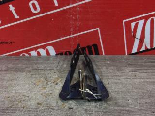 Запчасть петля (шарнир капота) передняя HONDA STEPWGN 1996-1999