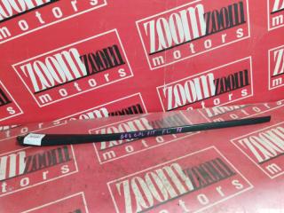 Молдинг лобового стекла передний левый HONDA FIT 2013-2015