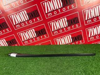 Молдинг лобового стекла передний левый HONDA FIT 2013-2020