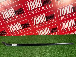 Молдинг лобового стекла передний левый TOYOTA IPSUM 2001-2009