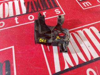 Крепление решетки радиатора переднее правое SUBARU IMPREZA 2002-2005