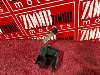 Кронштейн задний NISSAN BLUEBIRD 1996-2001