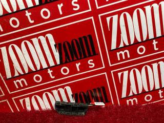 Запчасть клипса бампера передняя левая HONDA FIT 2001-2007