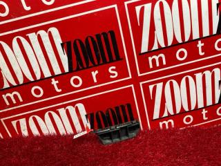 Запчасть клипса бампера передняя правая HONDA FIT 2001-2007