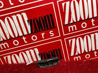 Запчасть клипса бампера передняя правая HONDA FIT 2001-2007