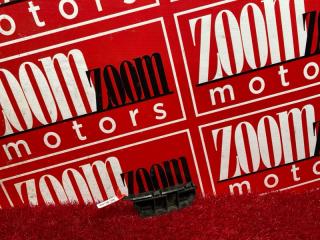 Запчасть клипса бампера передняя правая HONDA FIT 2001-2007