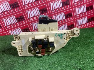 Блок реле и предохранителей TOYOTA LAND CRUISER 1996-2002