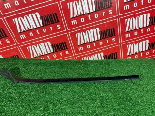 Молдинг лобового стекла передний левый TOYOTA CROWN 1999-2007