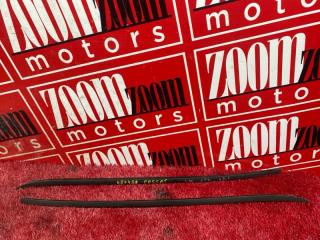 Молдинг лобового стекла VOLKSWAGEN PASSAT 2010-2015