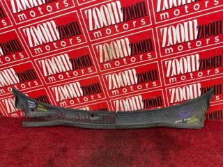 Запчасть решетка под лобовое стекло FORD FOCUS 2002