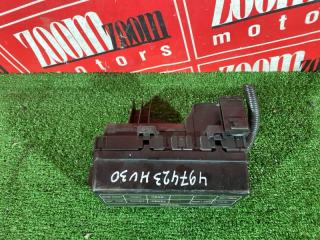 Блок реле и предохранителей PRESAGE 1998-2003 HU30 VQ30DE