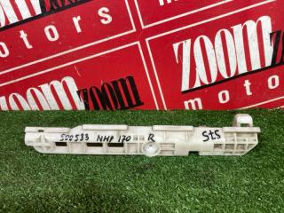 Молдинг лобового стекла передний правый TOYOTA SIENTA 2015-2022