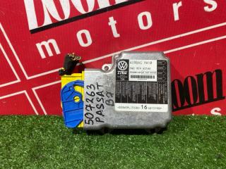 Фото запчасти блок управления airbag VOLKSWAGEN PASSAT 2010-2015 контрактная запчасть Запчасть блок управления airbag VOLKSWAGEN PASSAT 2010-2015