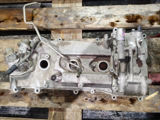 Запчасть крышка клапанов правая Lexus is250 2010