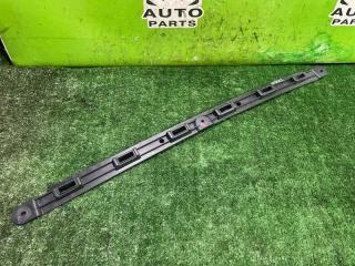 Запчасть крепление бампера заднее AUDI A8 2010