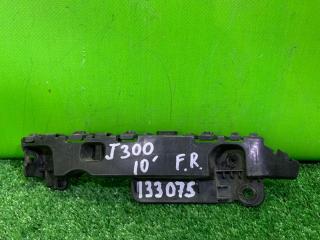 Фото запчасти крепление бампера переднее правое CHEVROLET CRUZE 2010 контрактная запчасть Запчасть крепление бампера переднее правое CHEVROLET CRUZE 2010