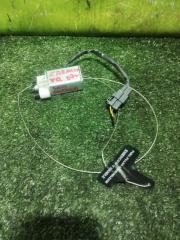 Фото запчасти замок лючка бензобака KIA CARNIVAL 2007 контрактная запчасть Запчасть замок лючка бензобака KIA CARNIVAL 2007