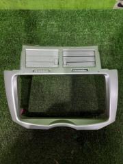 Запчасть консоль магнитофона TOYOTA VITZ 2007